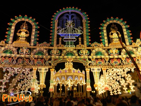 adelfia_2013_luminarie_05.jpg
