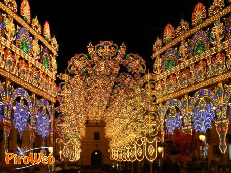 adelfia_2013_luminarie_08.jpg