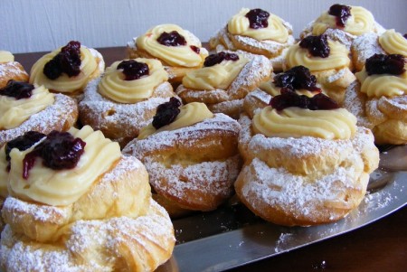 zeppole.jpg