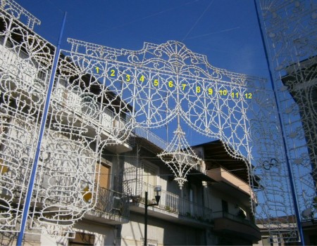 piazza - arco XIII.jpg