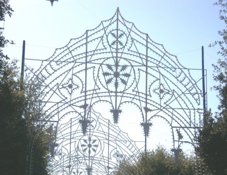 piazza esterna 1 bis.jpg