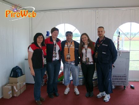 Foto stand..jpg